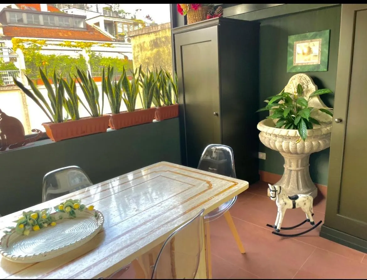 米兰La Terrazza Tra I Tetti公寓 公寓